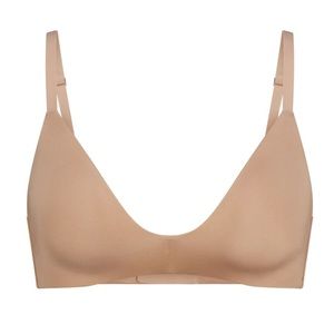 Skims NWT Wireless Form T-shirt Demi Bra SZ 34DD